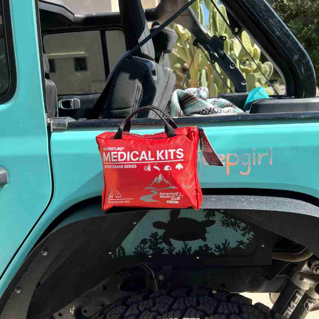 Sportsman Series Medical Kit - 300 kit on JEEP tire